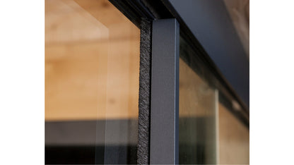 Tuinhuis met glazen wand Interflex G4434 – luxe buitenverblijf met extra ruimte