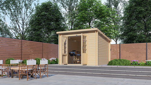 Houten tuinhuis Interflex 3030L in sfeervolle tuin op ruim terras met openslaande deuren